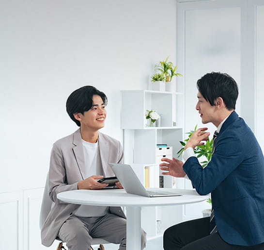 株式会社DAR｜社員の集合写真